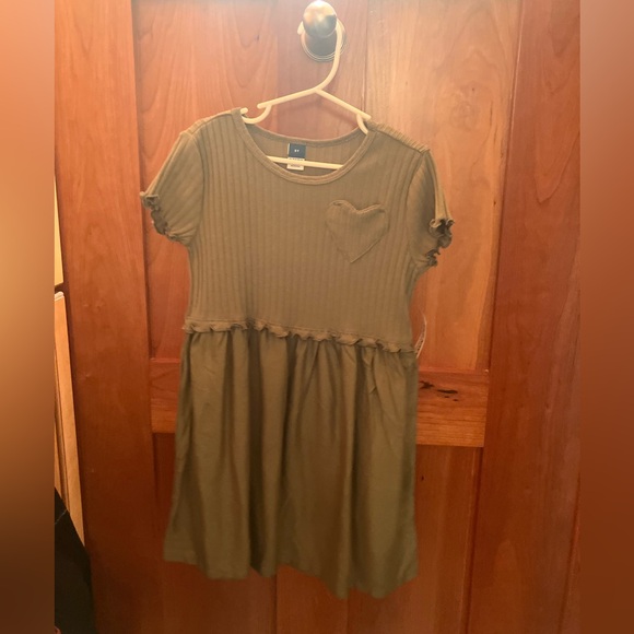 Olive Green Dress with Heart Detail, sz 5T - Picture 1 of 3